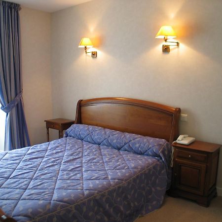 Le Pelican Hotel Рошфор-ан-Тер Екстериор снимка