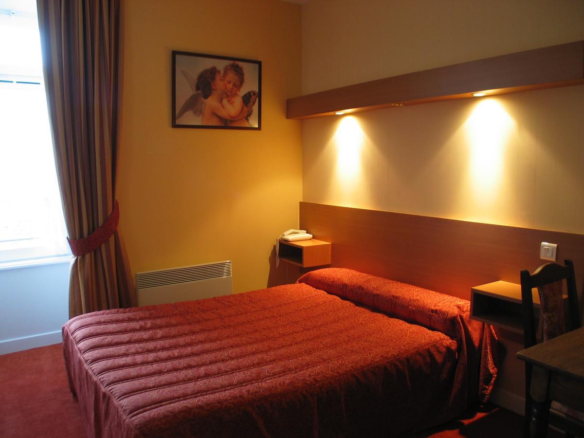 Le Pelican Hotel Рошфор-ан-Тер Екстериор снимка