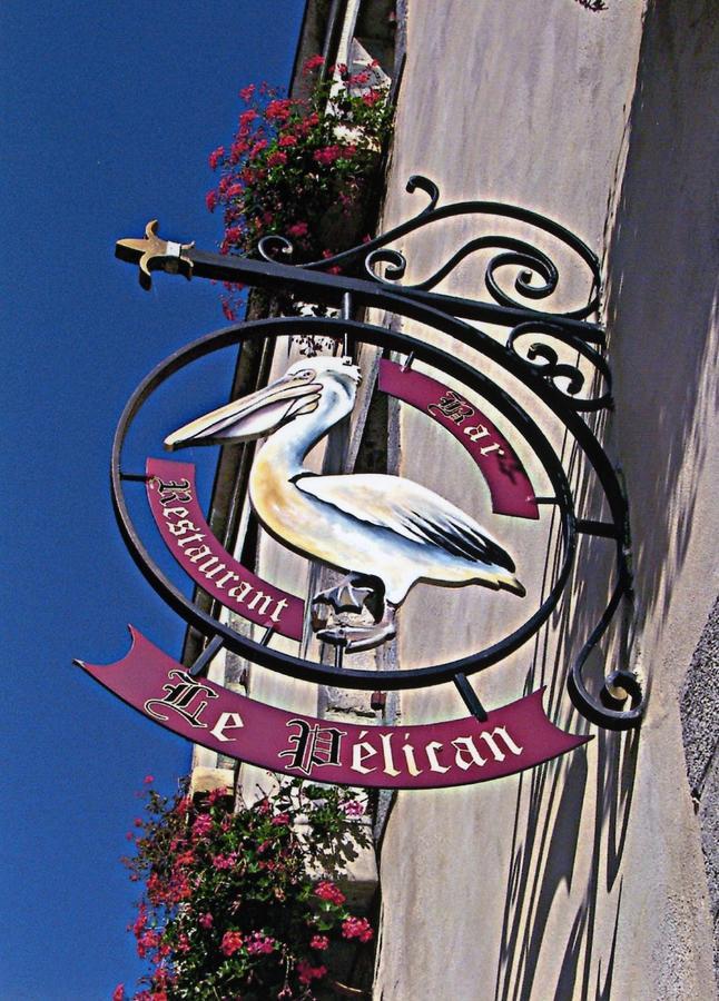 Le Pelican Hotel Рошфор-ан-Тер Екстериор снимка